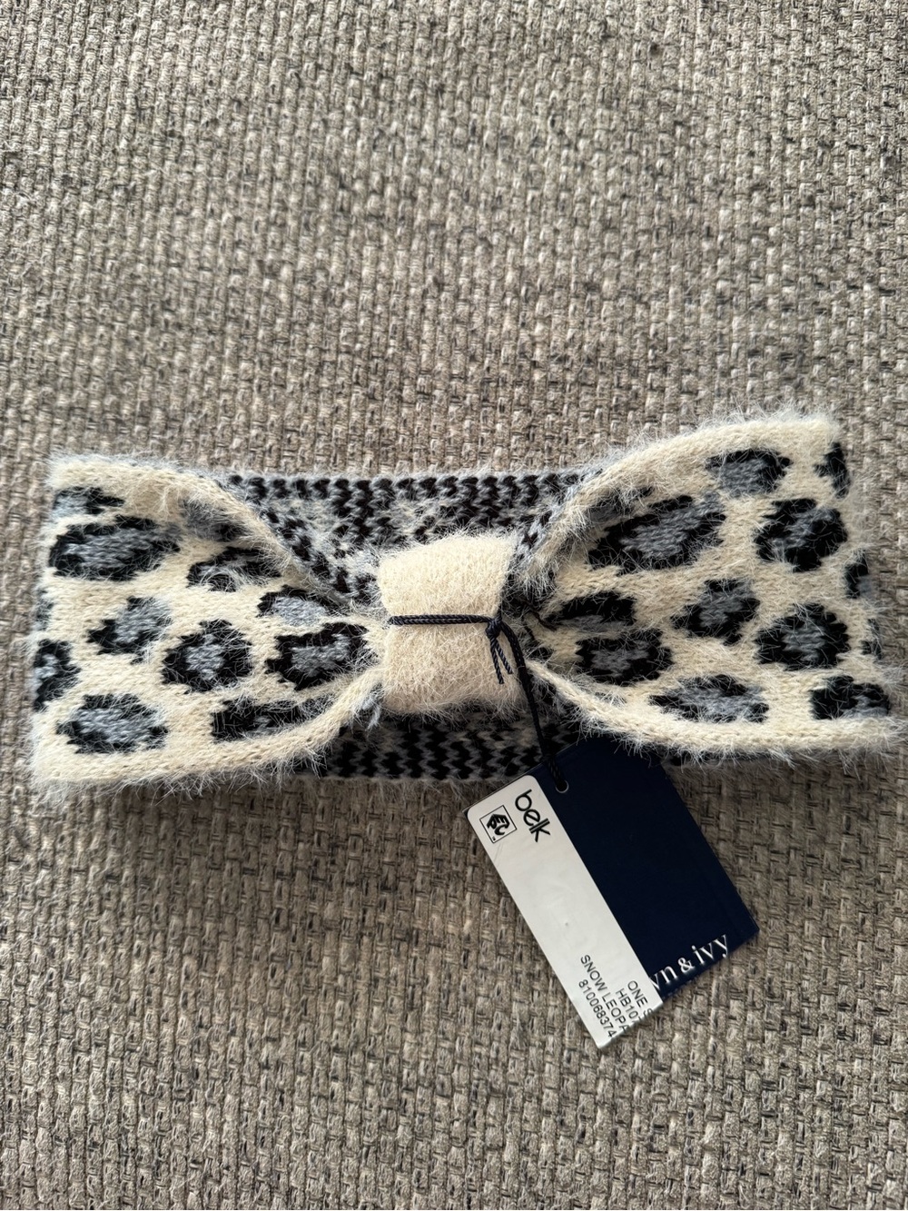 Crown & ivy snow leopard winter headband wrap NWT